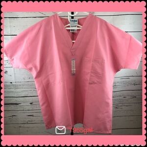 Landau NWT Large V-neck Reversible Scrub Top Pink